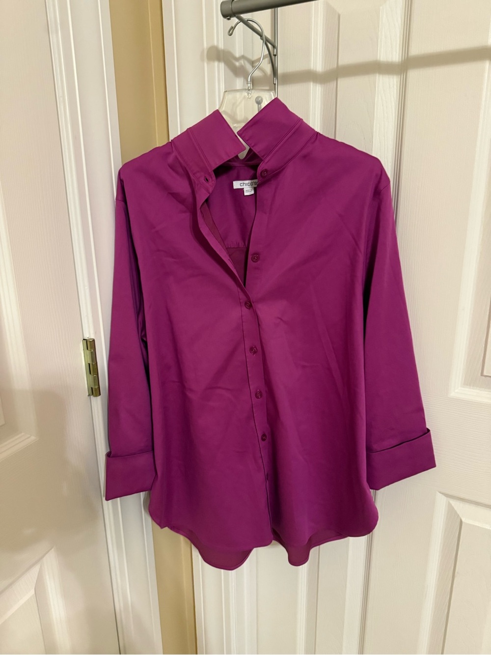 Chico’s No-Iron Stretch Button Down Shirt Size 1.5 EUC